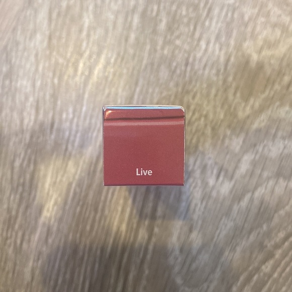 NWT IT Cosmetics lipstick - Picture 1 of 3